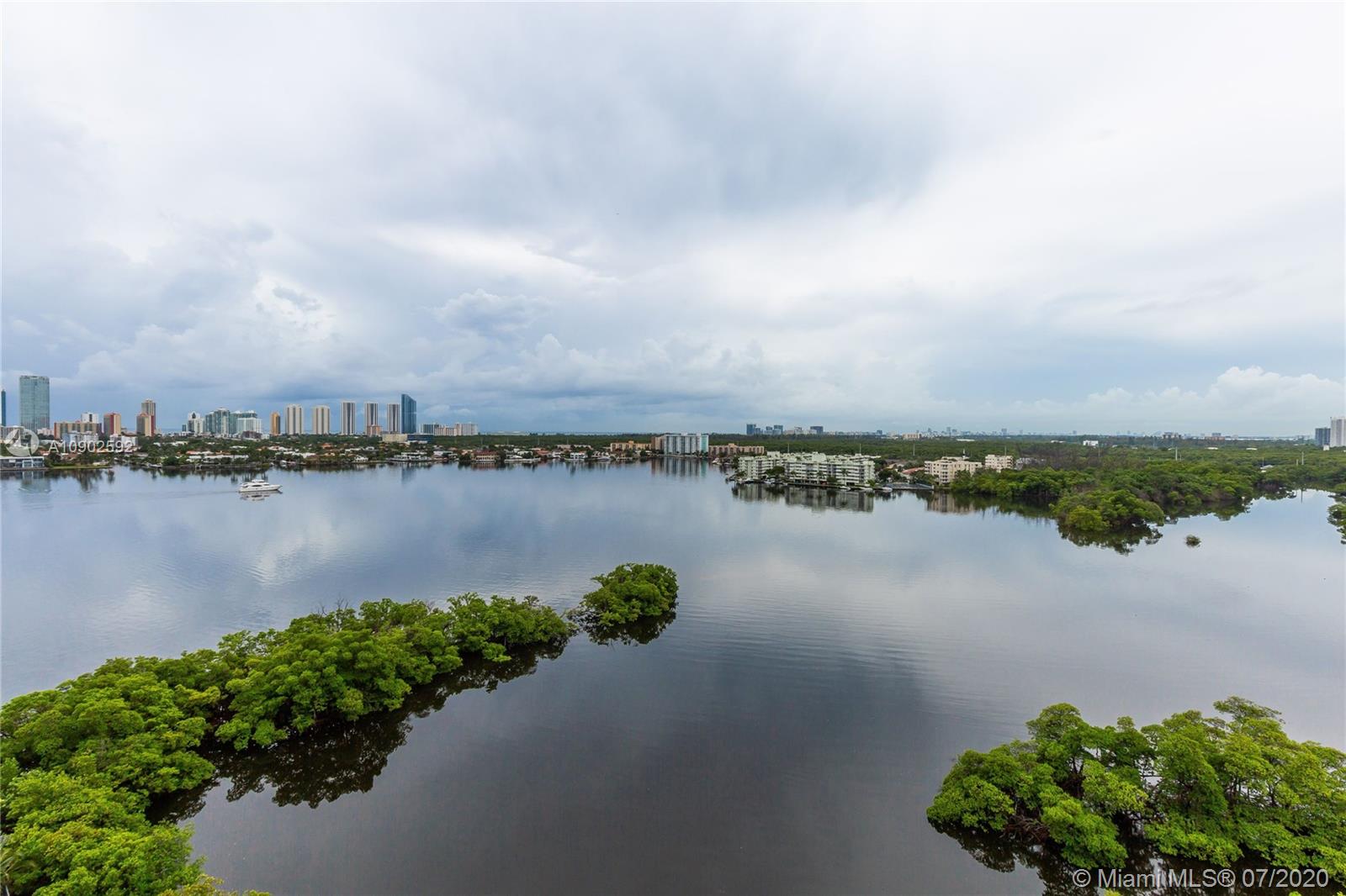 MARINA PALMS RESIDENCES S - Residential