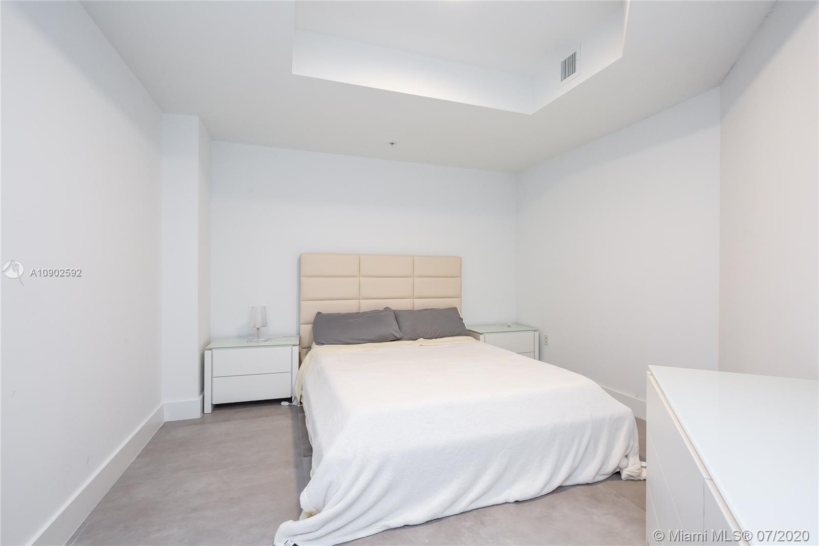 MARINA PALMS RESIDENCES S - Residential