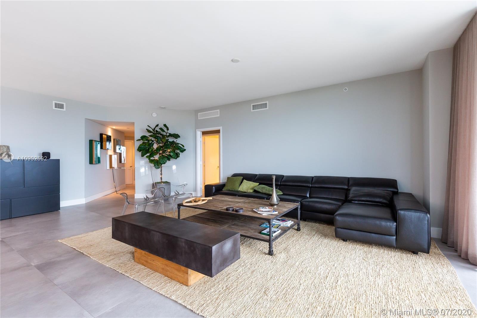 MARINA PALMS RESIDENCES S - Residential