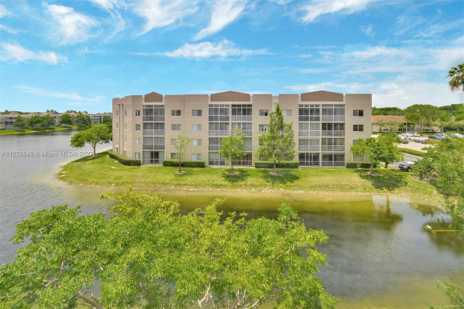 TRENT A CONDO - Residential