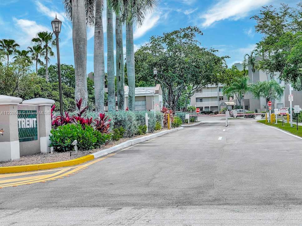 TRENT A CONDO - Residential