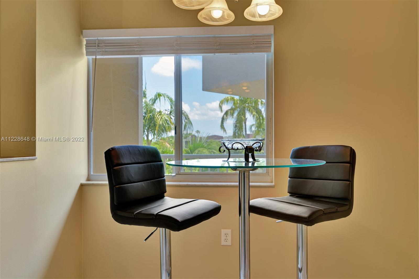 TRENT A CONDO - Residential