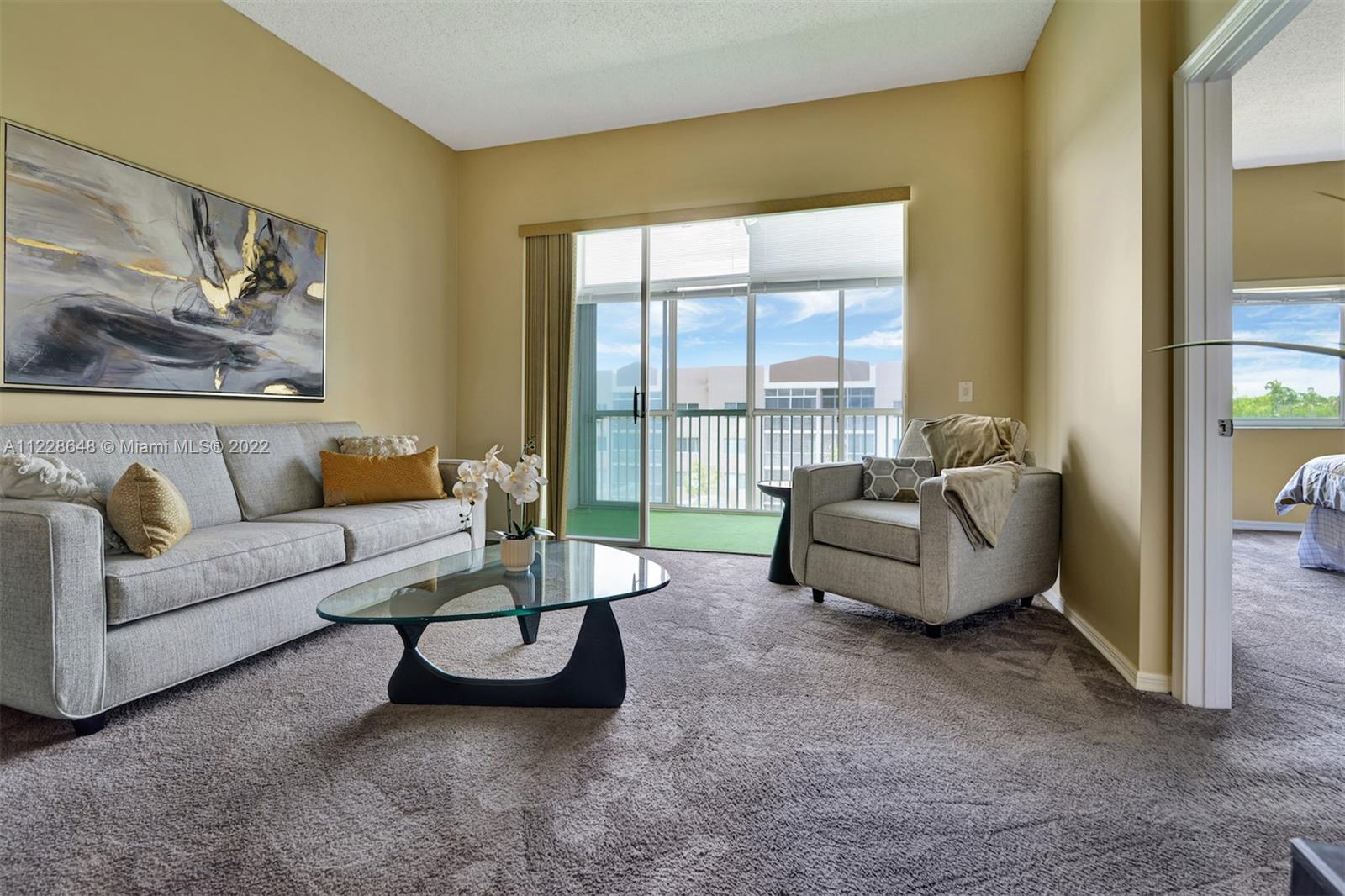 TRENT A CONDO - Residential