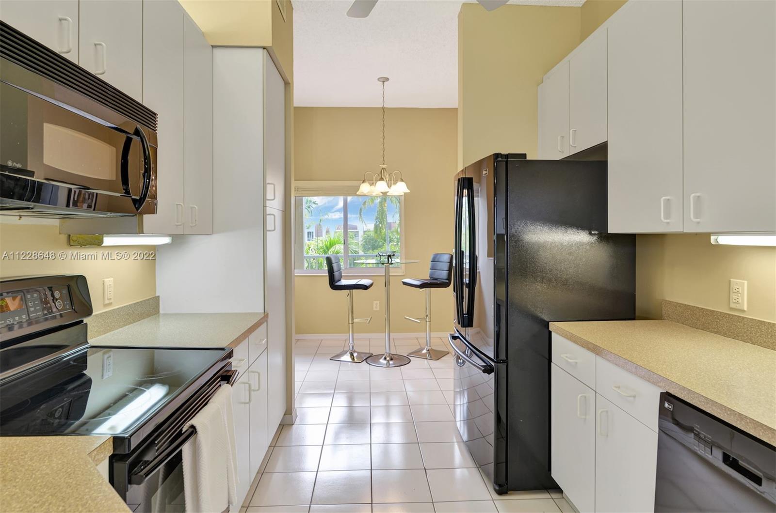 TRENT A CONDO - Residential