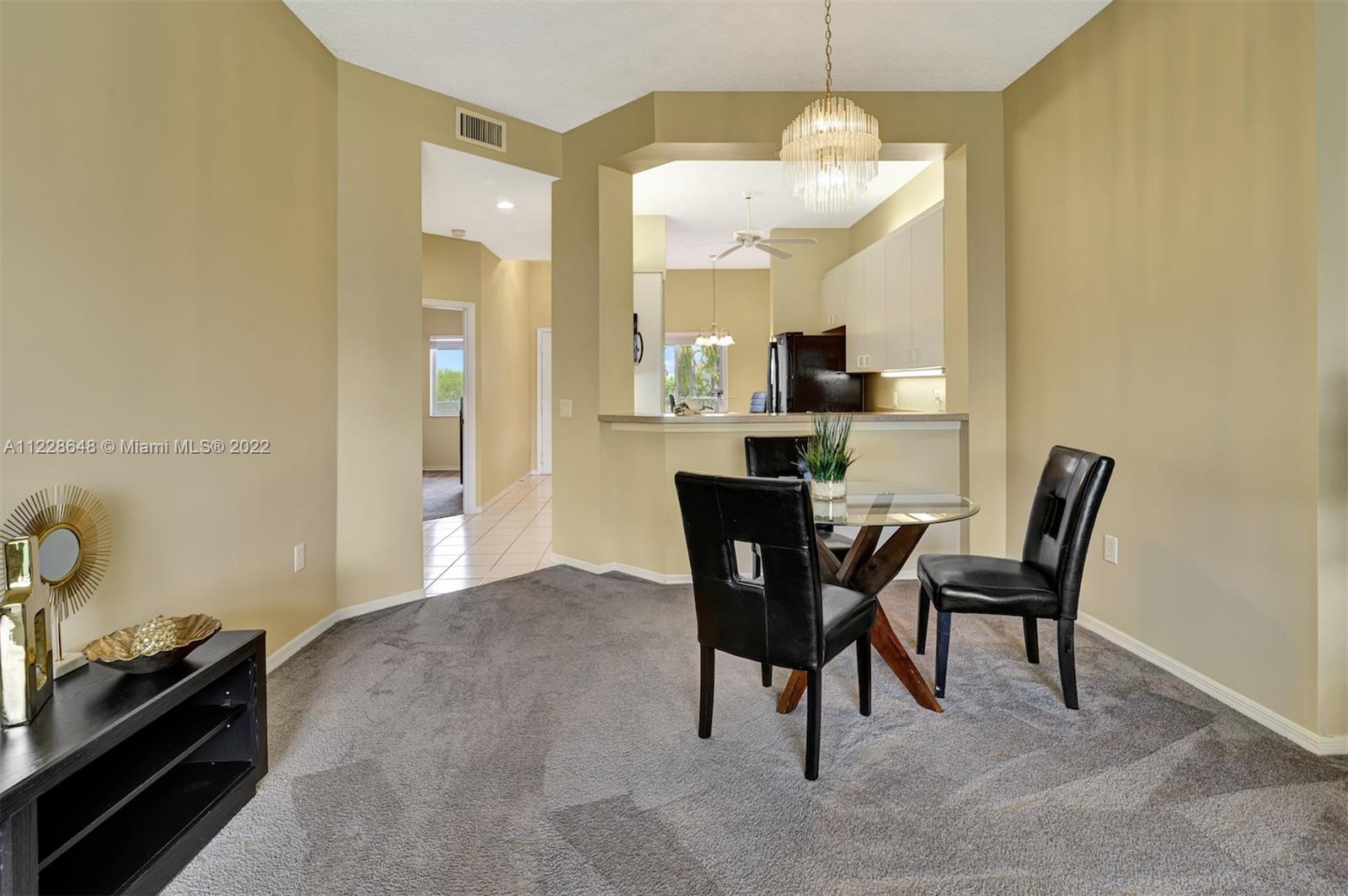 TRENT A CONDO - Residential