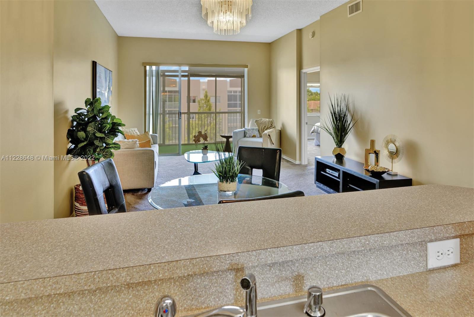 TRENT A CONDO - Residential