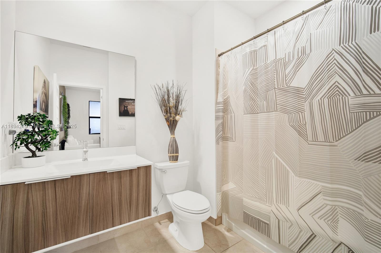 APEX AT PARK CENTRAL COND - Residential