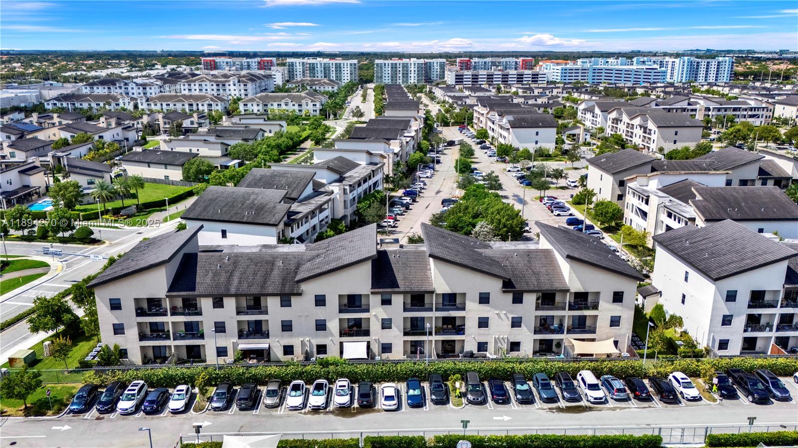 APEX AT PARK CENTRAL COND - Residential