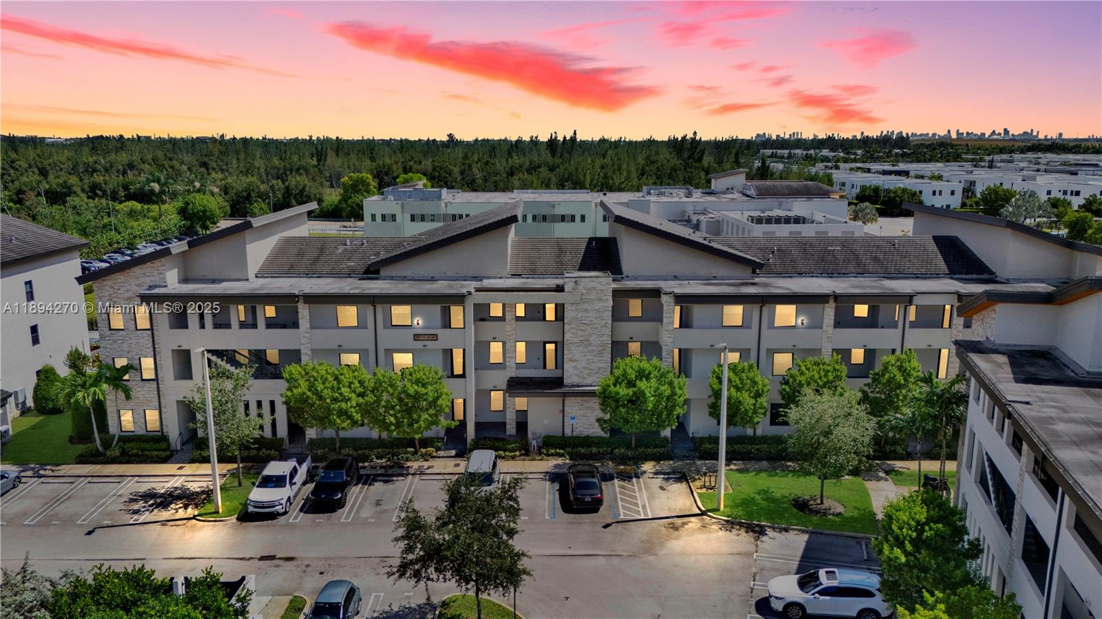 APEX AT PARK CENTRAL COND - Residential