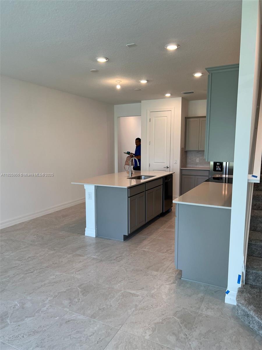 RANCHETTE ROAD TOWNHOMES - Residential