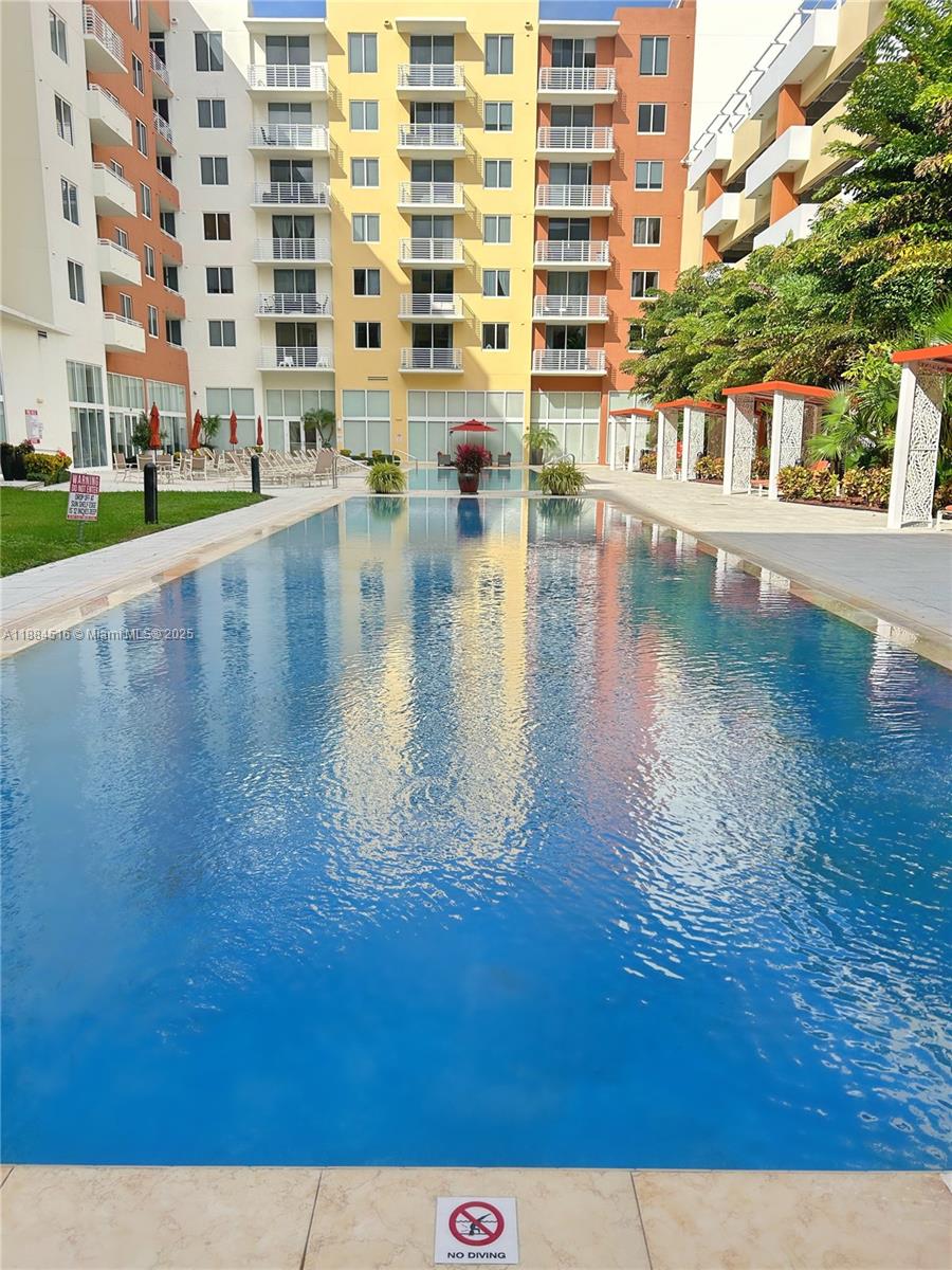 VENTURE AT AVENTURA EAST - Residential Lease