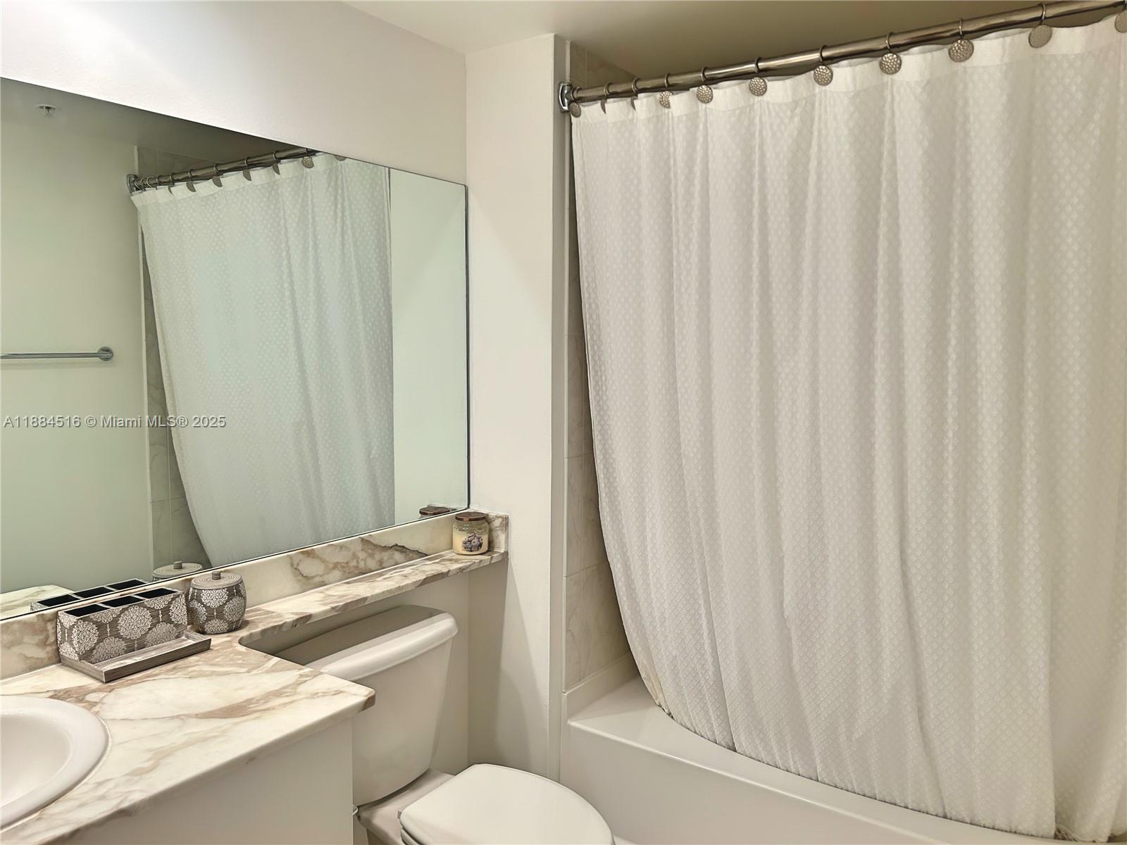 VENTURE AT AVENTURA EAST - Residential Lease