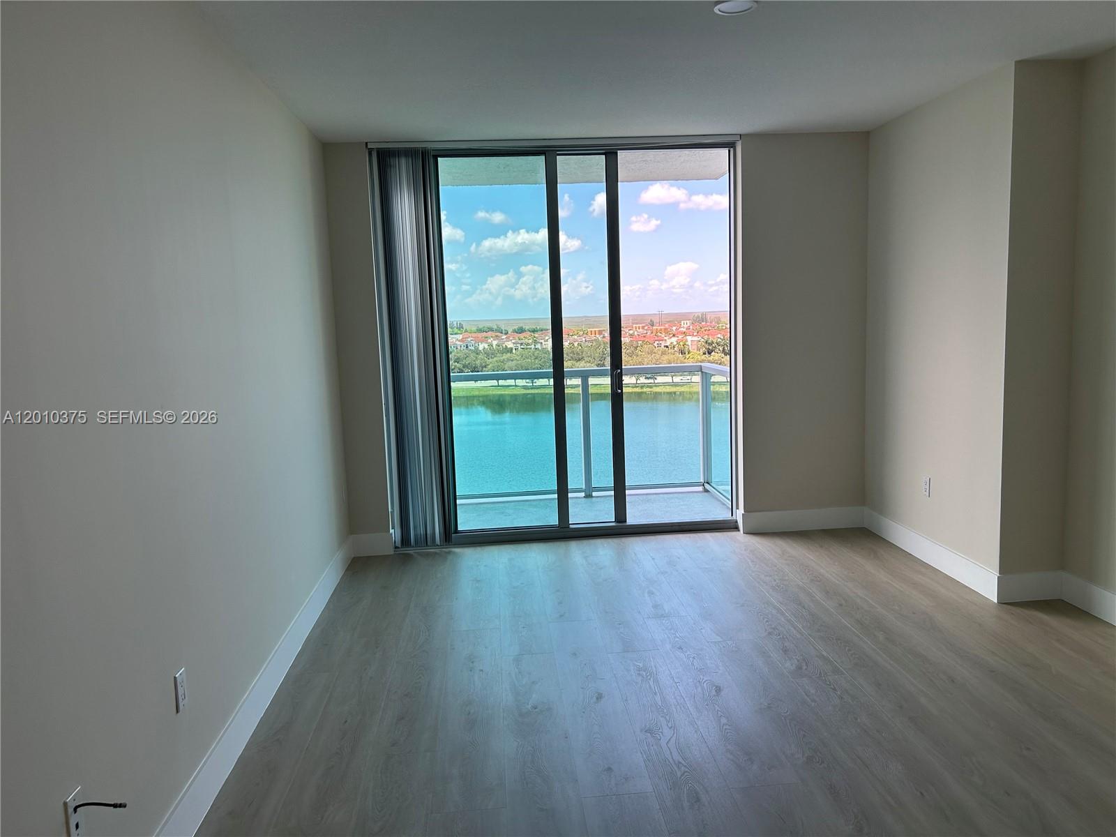 TAO SAWGRASS CONDOMINIUM - Residential