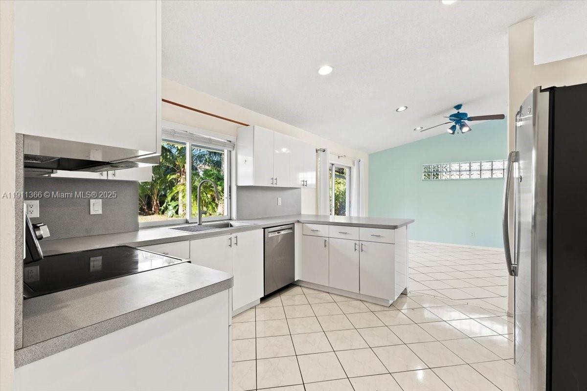 CARVER RANCHES REV PLAT - Residential