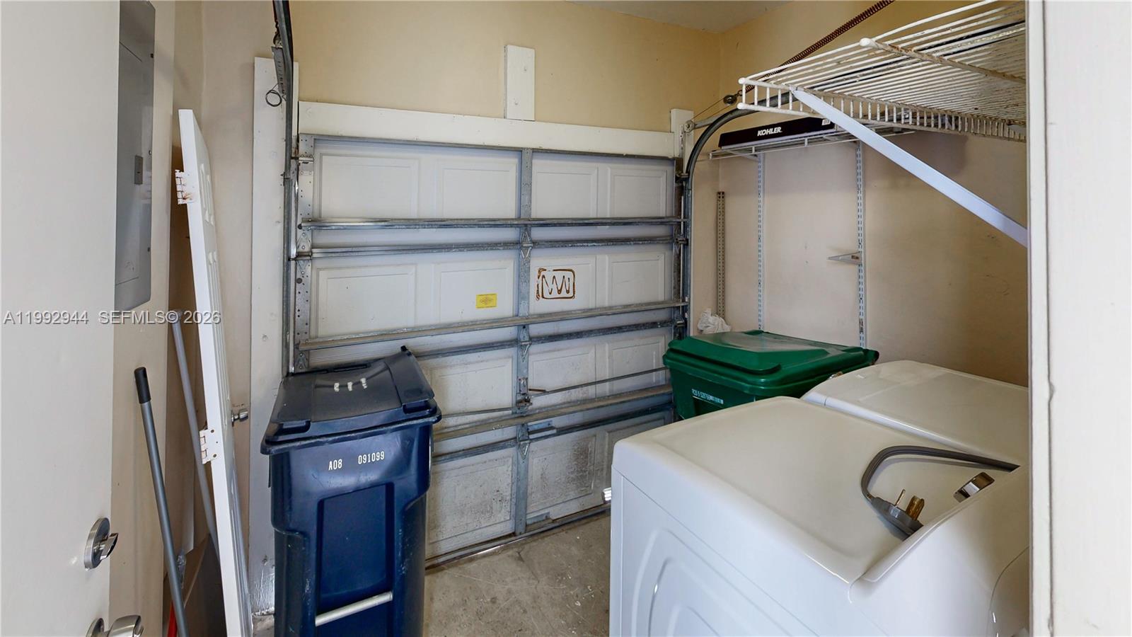 VILLAS AT THE HAMMOCKS CO - Residential