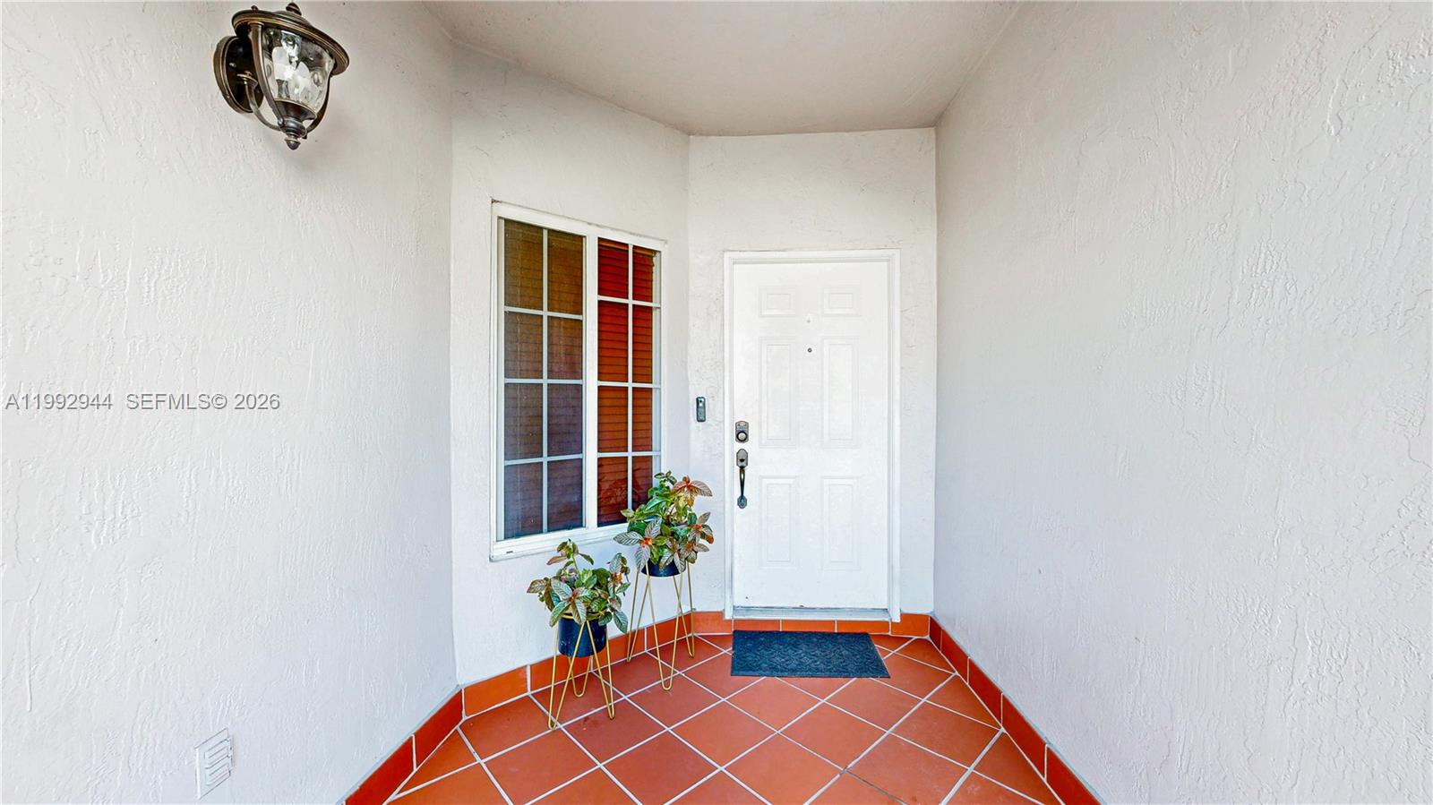 VILLAS AT THE HAMMOCKS CO - Residential