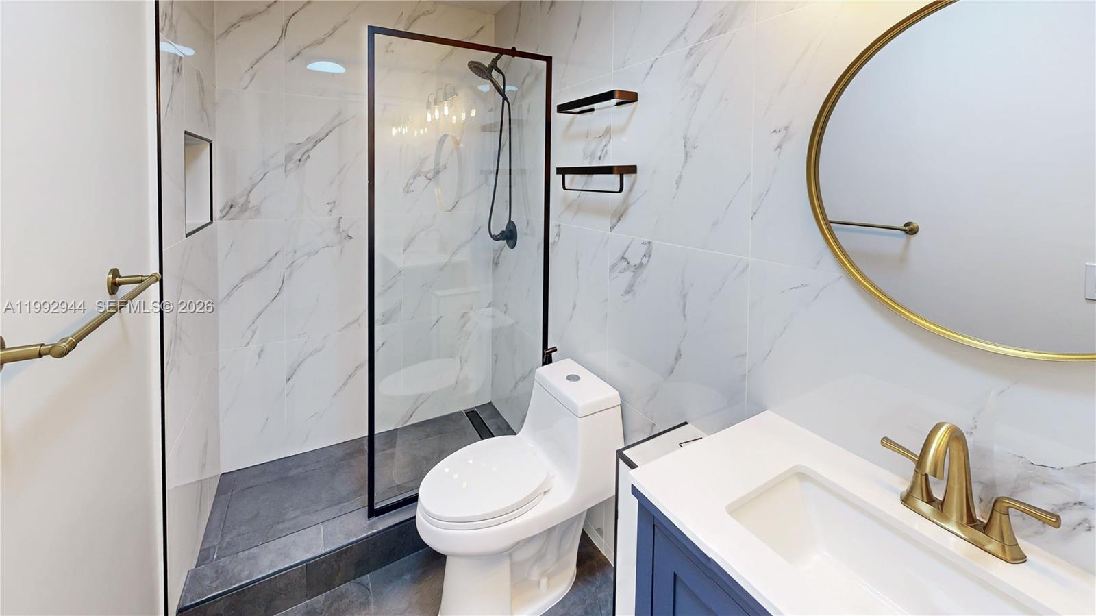 VILLAS AT THE HAMMOCKS CO - Residential