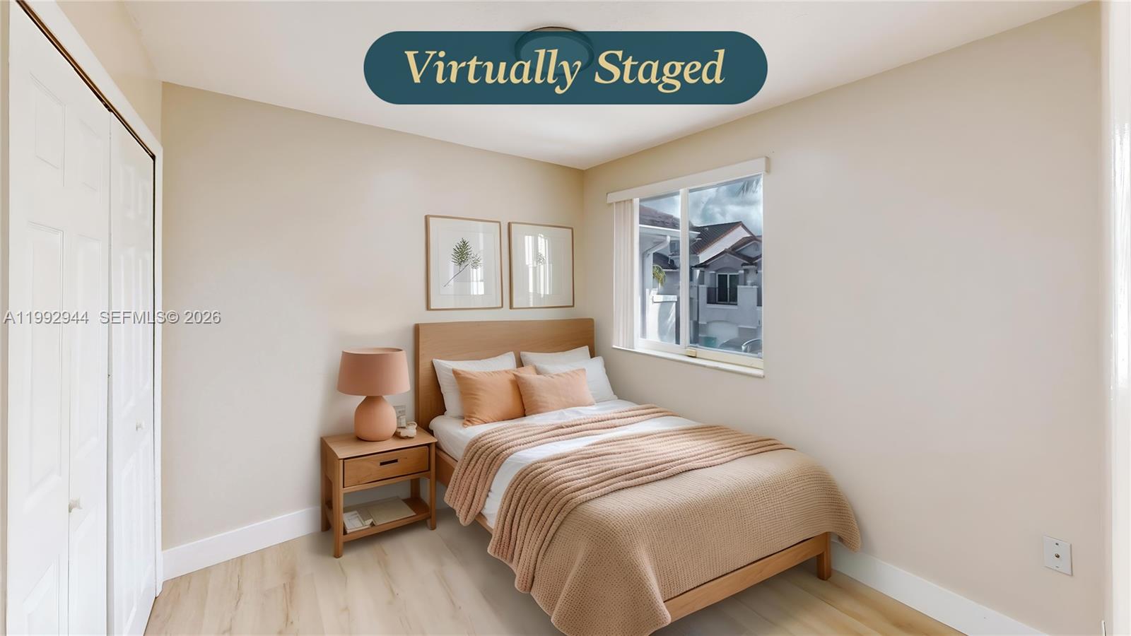 VILLAS AT THE HAMMOCKS CO - Residential