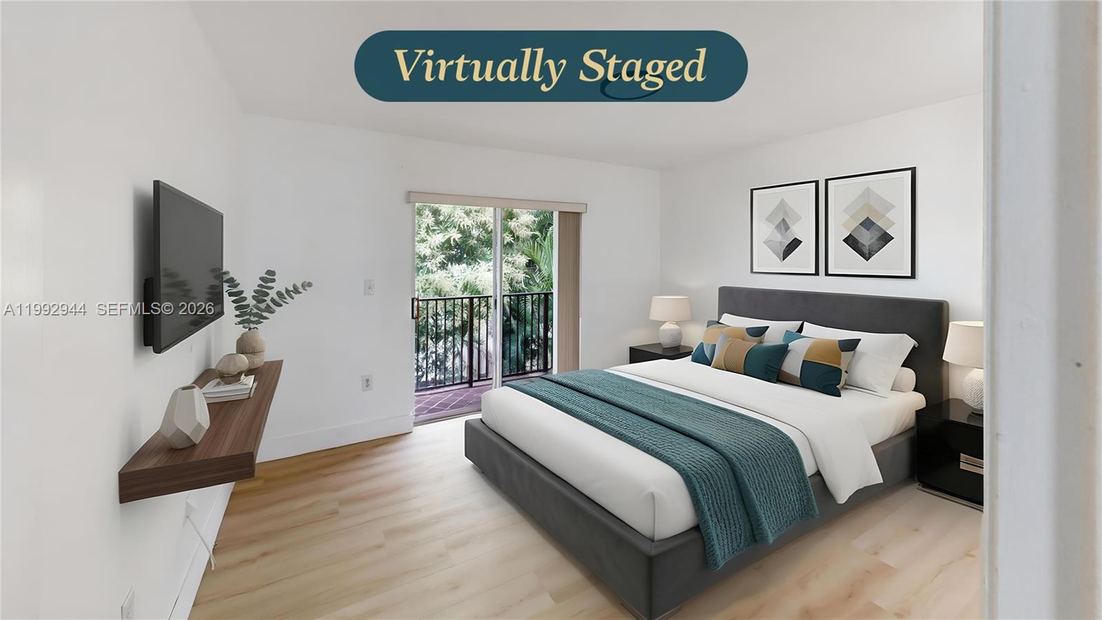 VILLAS AT THE HAMMOCKS CO - Residential