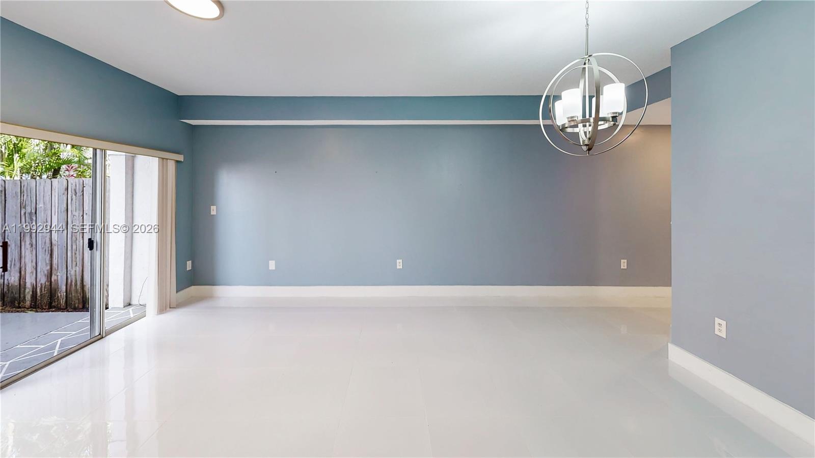 VILLAS AT THE HAMMOCKS CO - Residential