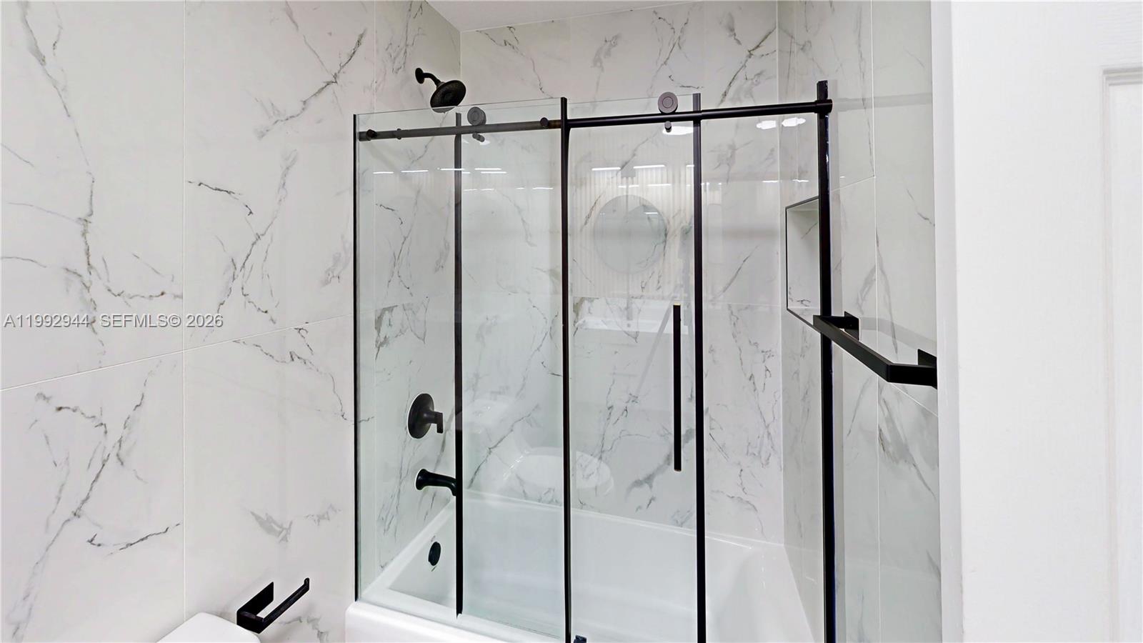 VILLAS AT THE HAMMOCKS CO - Residential