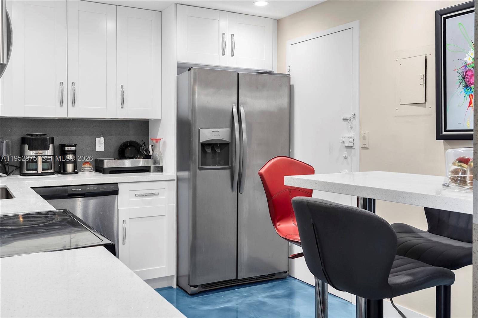 PLAZA TOWERS NORTH CONDO - Residential