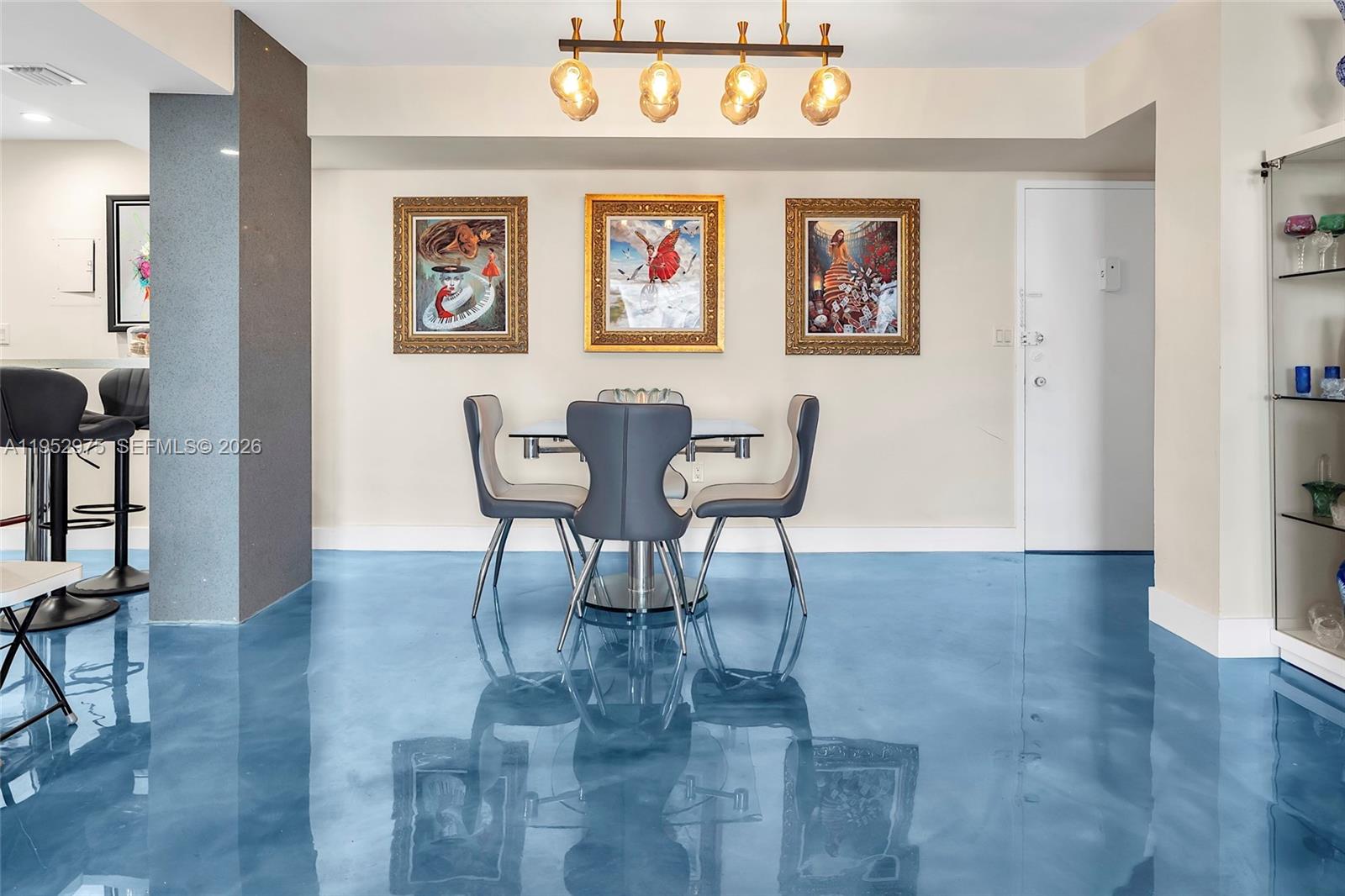 PLAZA TOWERS NORTH CONDO - Residential