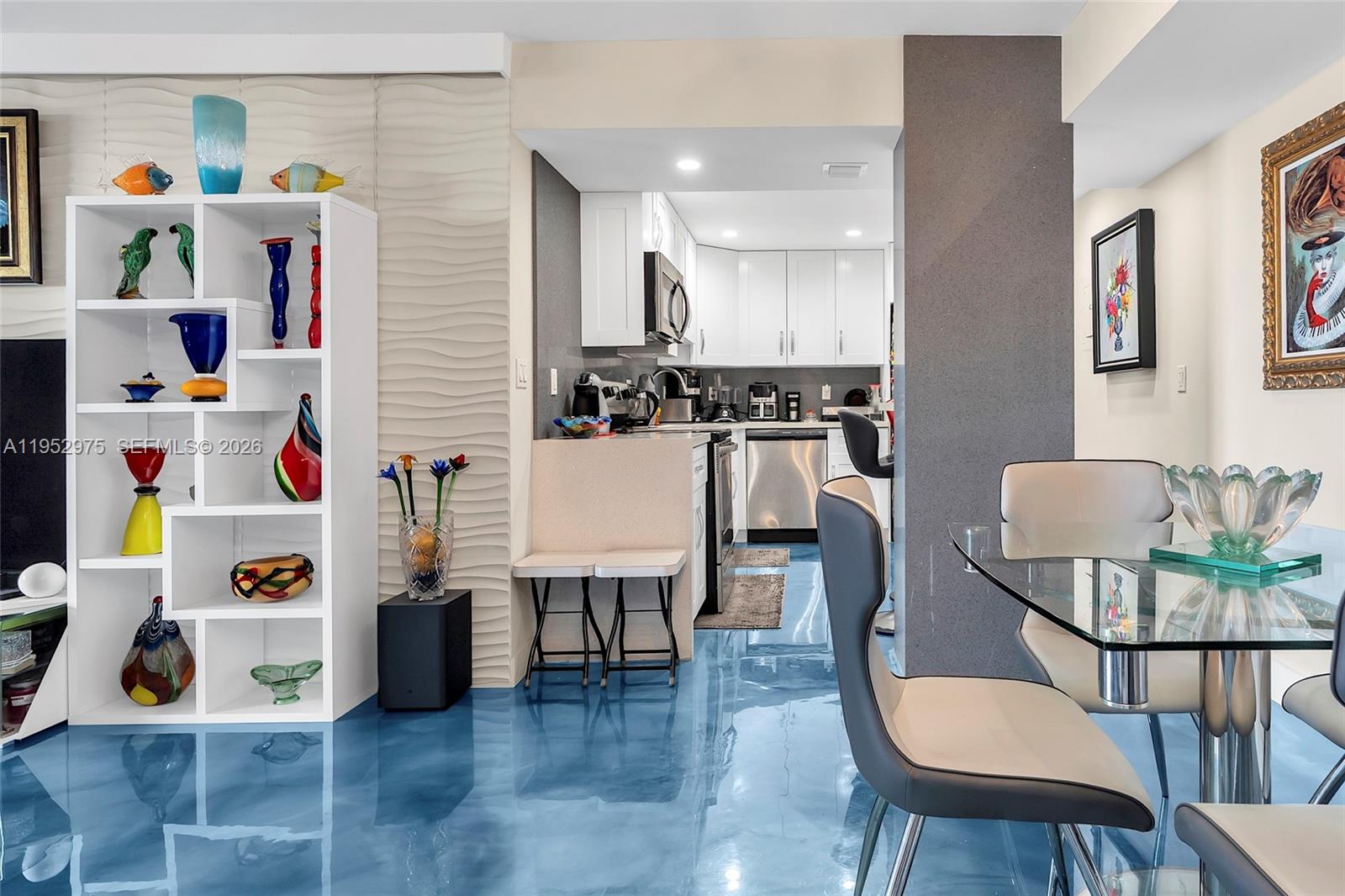 PLAZA TOWERS NORTH CONDO - Residential