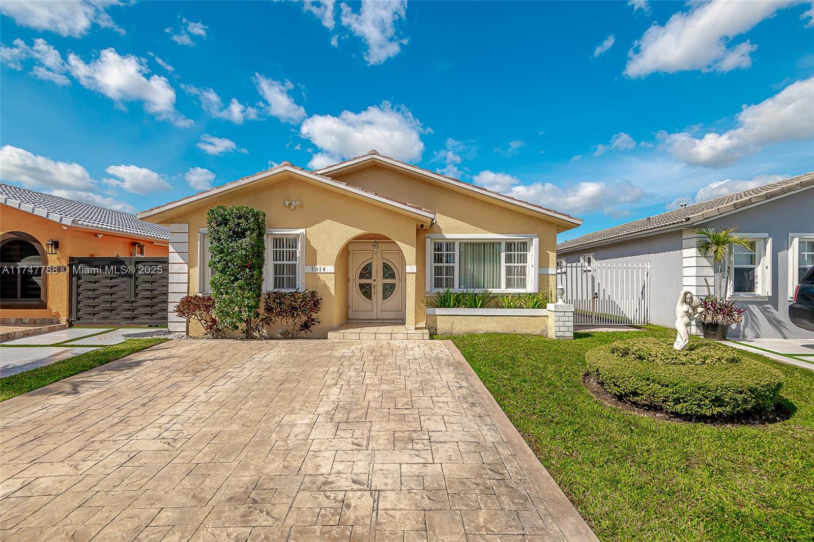 Rental Property at 7014 W 30th Ct 7014, Hialeah, Miami-Dade County, Florida - Bedrooms: 3 
Bathrooms: 2  - $3,300 MO.