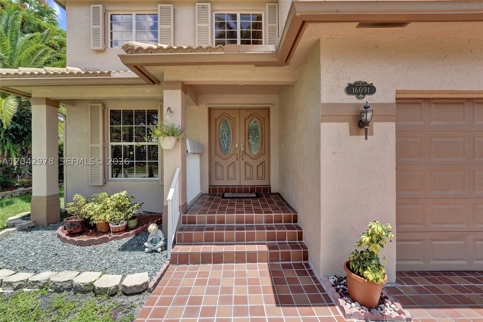 16091 La Costa Dr