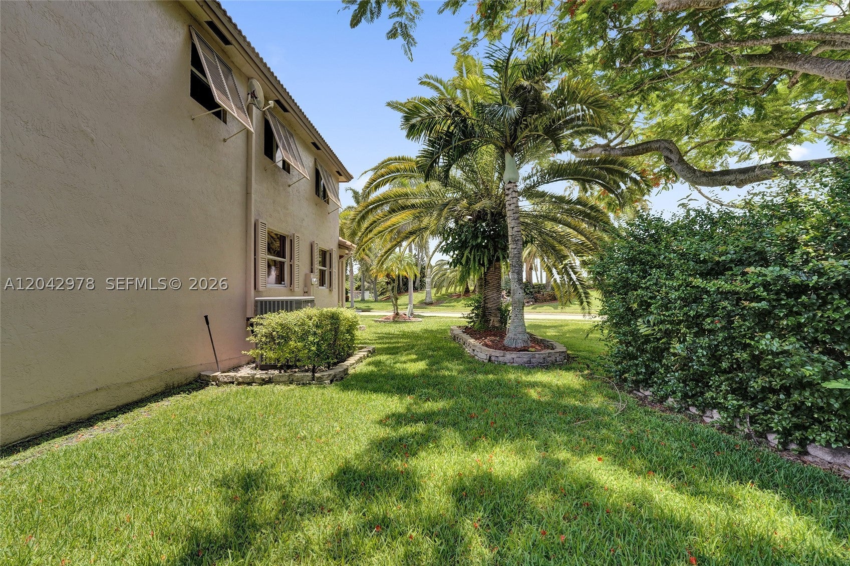 16091 La Costa Dr