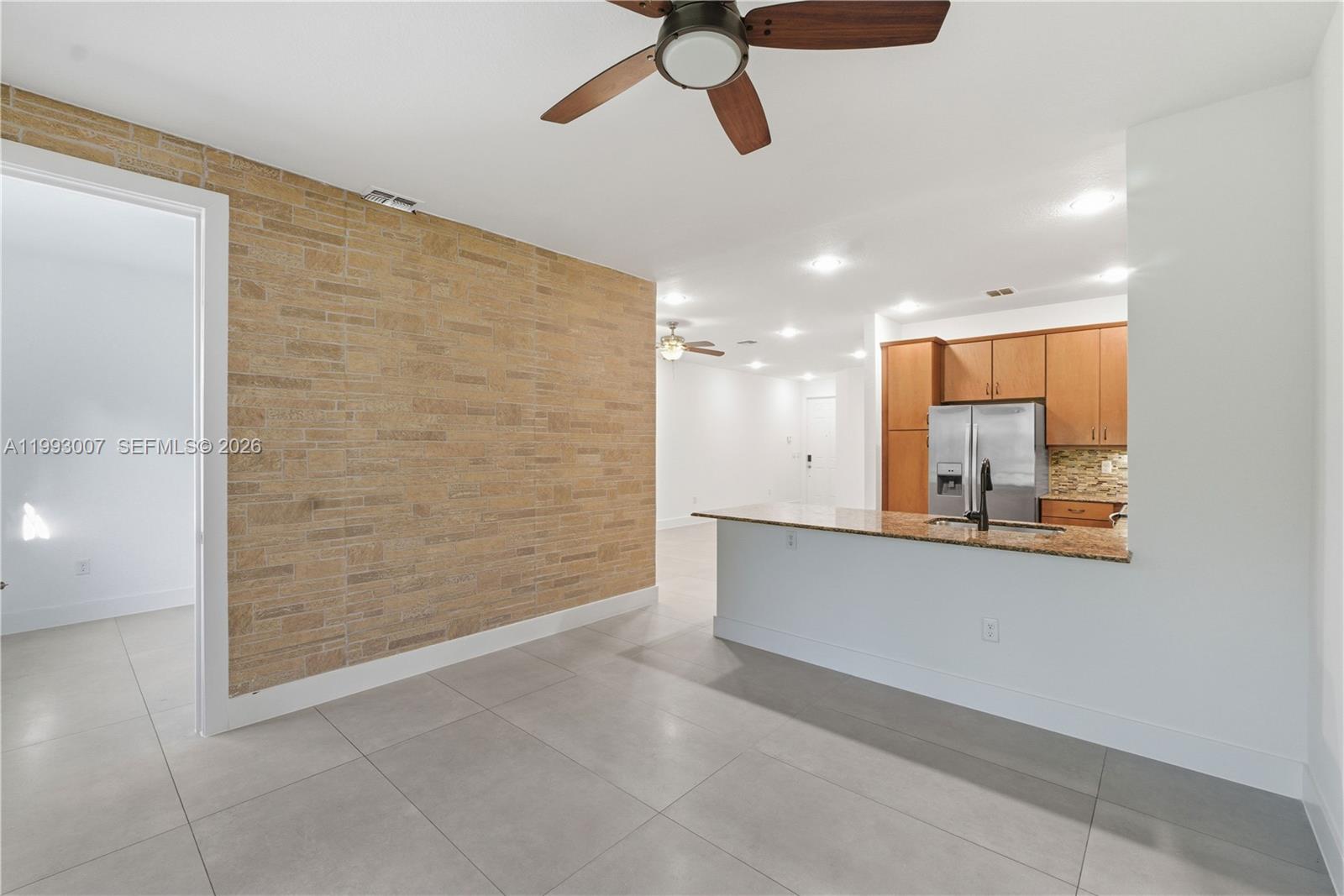 SUNBURST PROPERTIES DEVEL - Residential