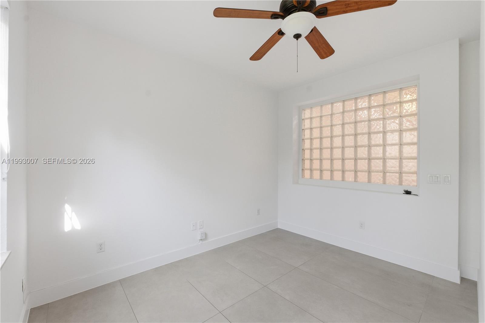 SUNBURST PROPERTIES DEVEL - Residential