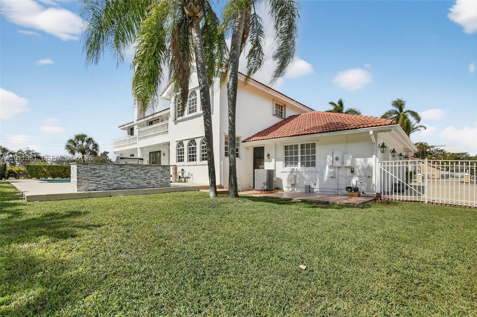 BROOKS ESTATES-PLANTATION - Residential