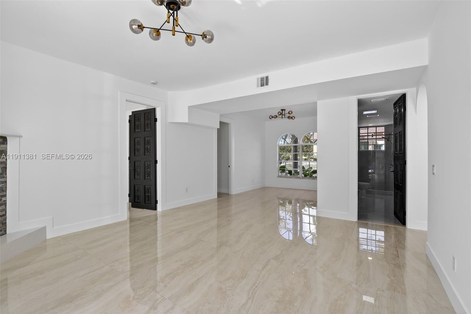 BROOKS ESTATES-PLANTATION - Residential