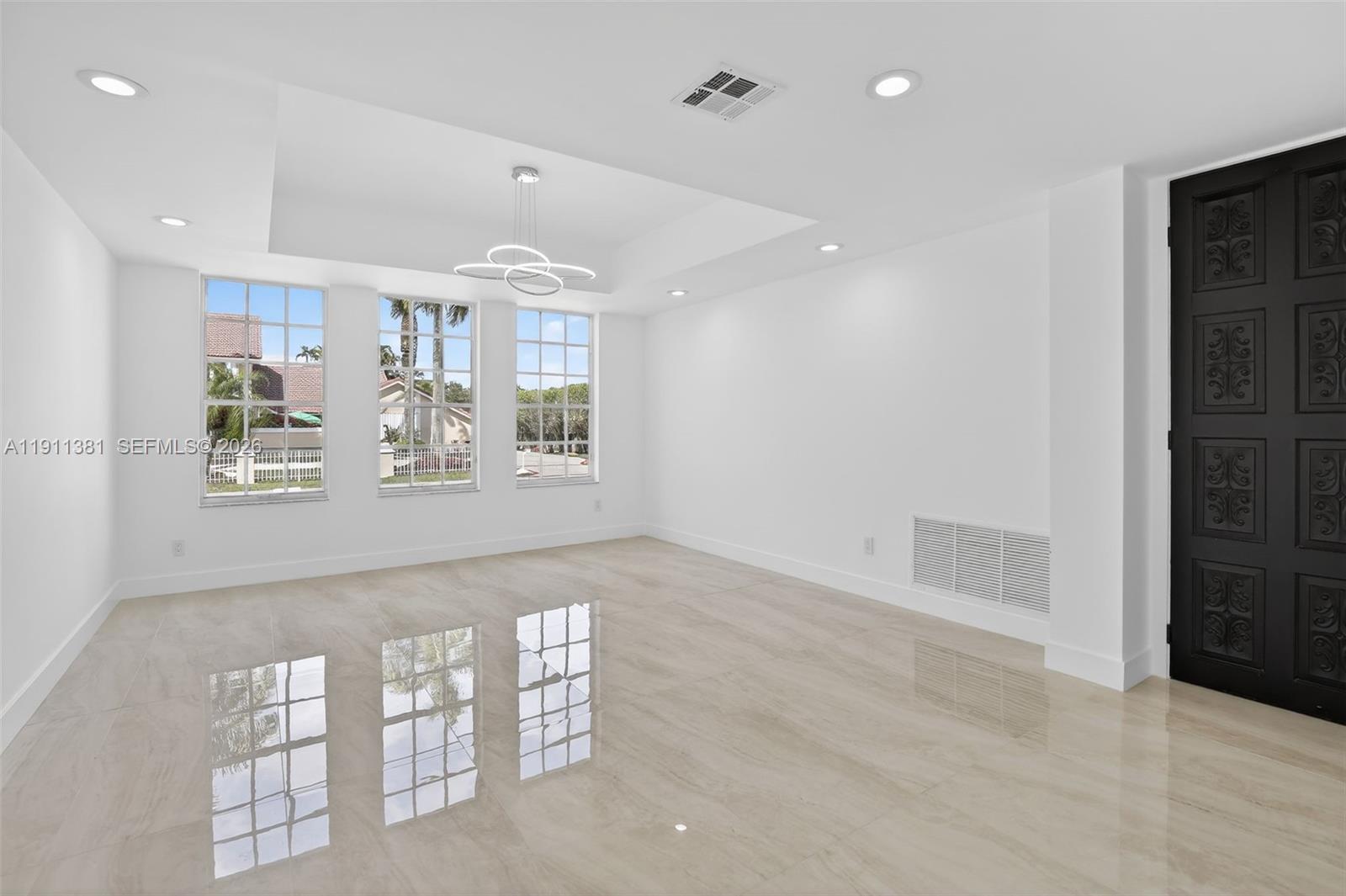 BROOKS ESTATES-PLANTATION - Residential