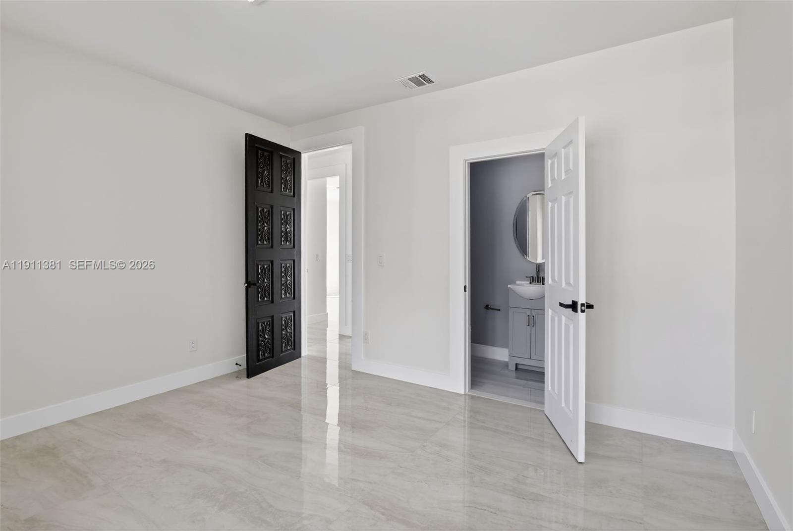 BROOKS ESTATES-PLANTATION - Residential