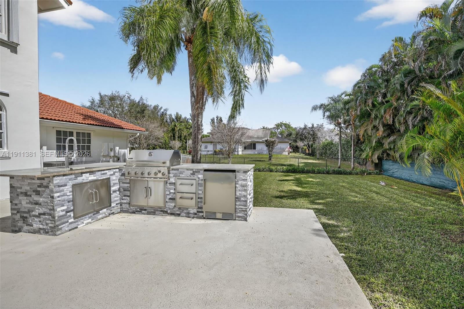 BROOKS ESTATES-PLANTATION - Residential