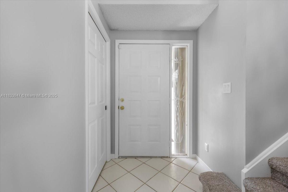 5366 214th Ct S