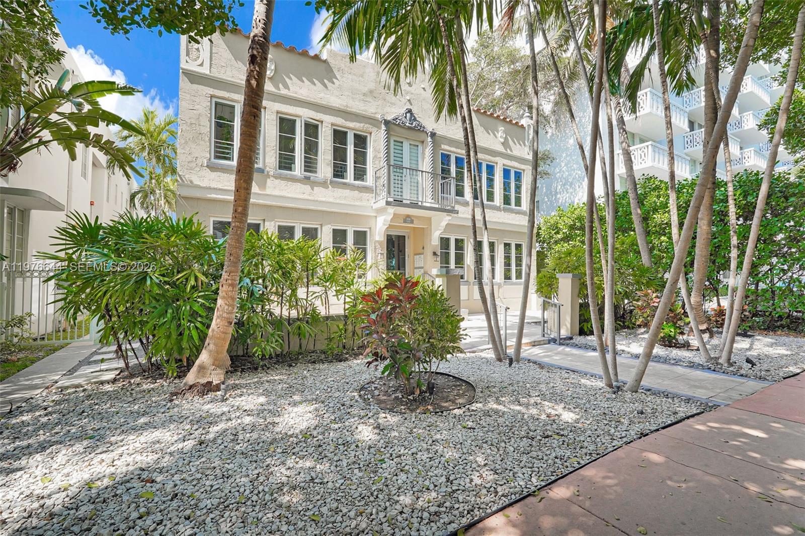 THE COCONUT OF SOUTH BEACh - Residential
