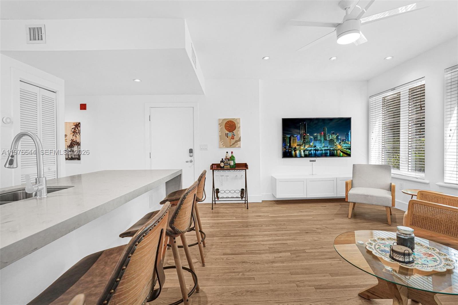 THE COCONUT OF SOUTH BEACh - Residential