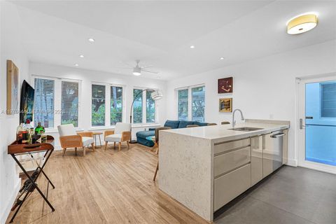 1018 Meridian Ave 1 Miami Beach FL 33139