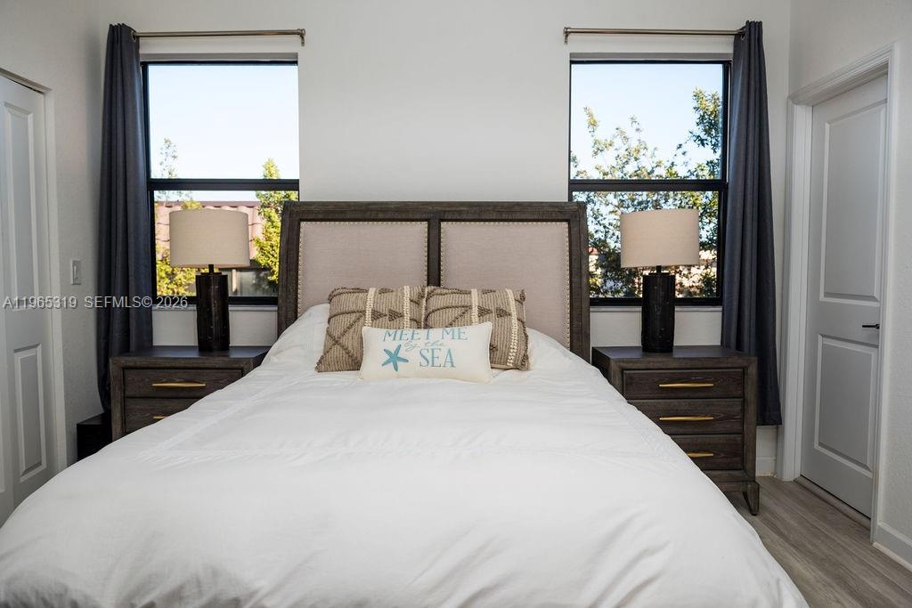 VIA VENTURA NEIGHBORHOOD - Residential