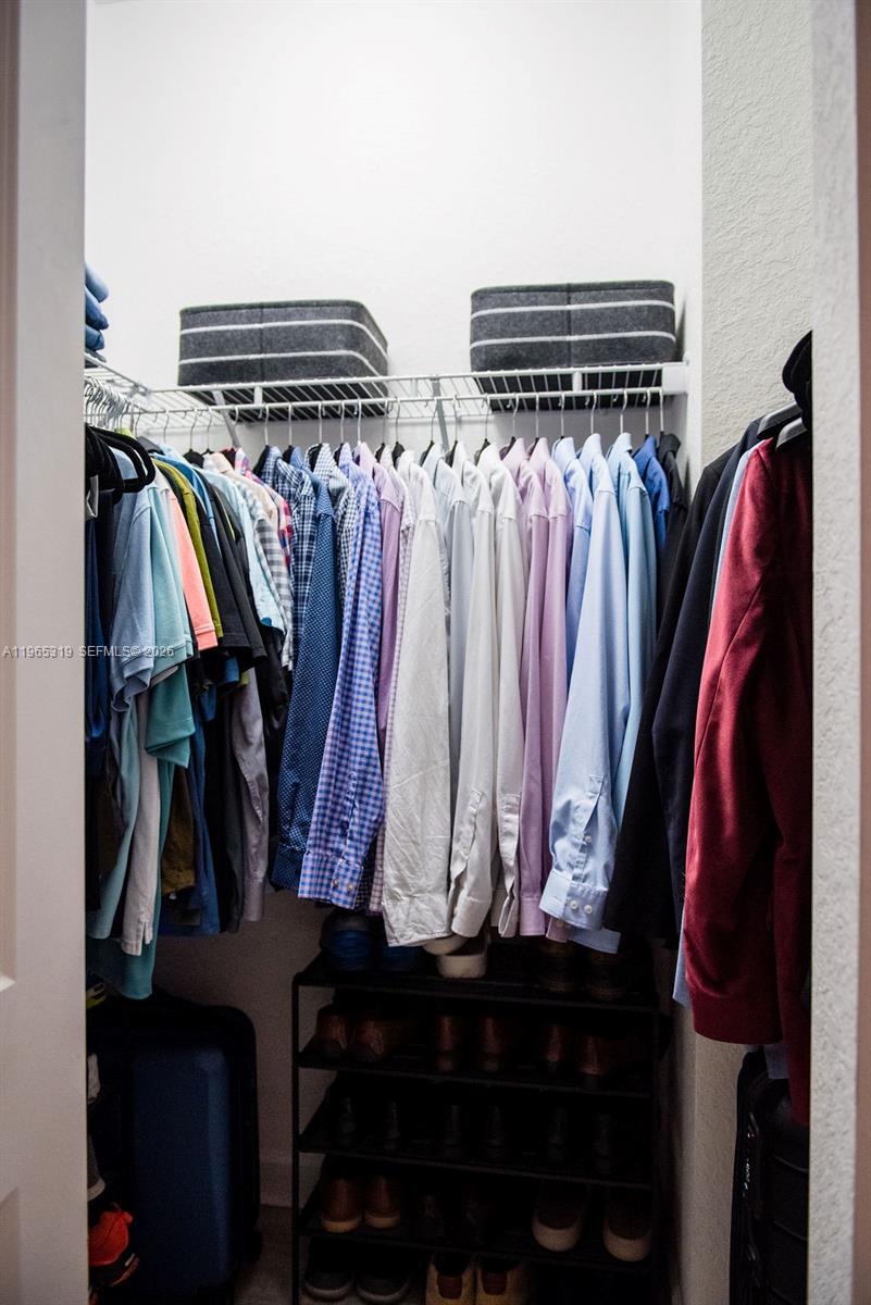 VIA VENTURA NEIGHBORHOOD - Residential