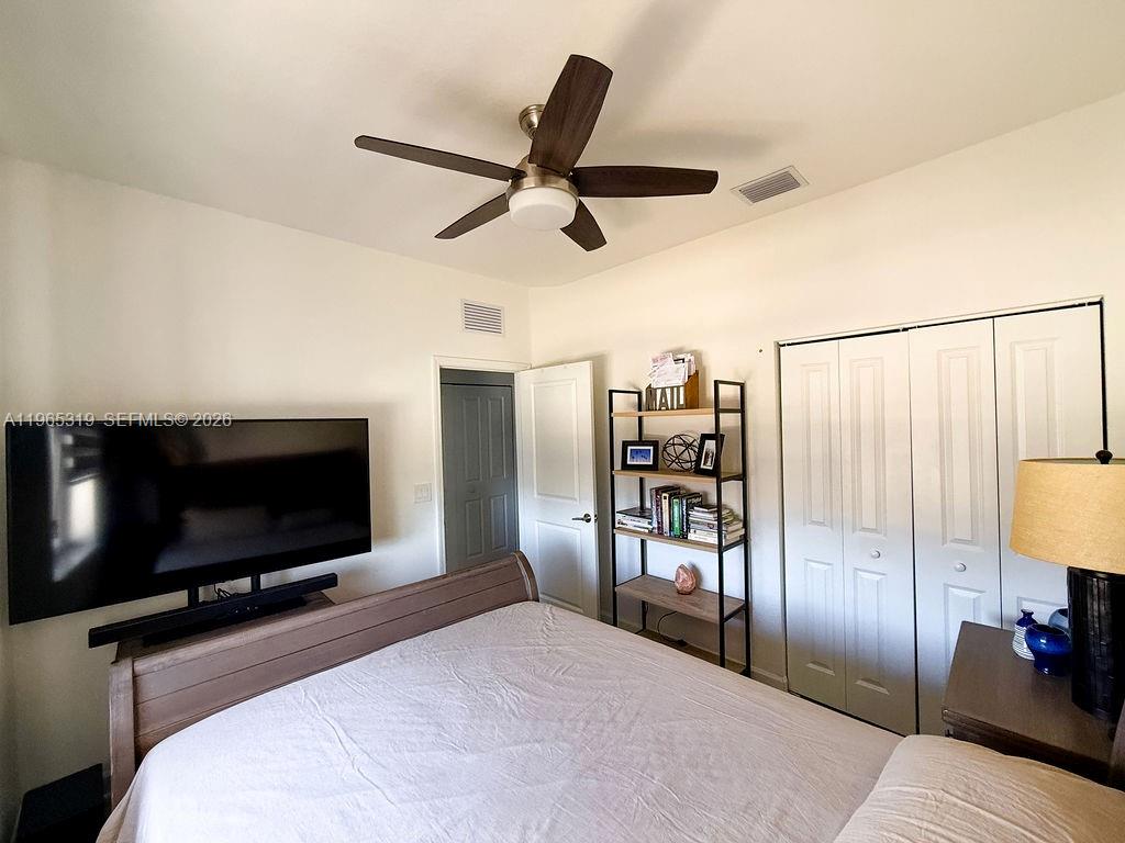 VIA VENTURA NEIGHBORHOOD - Residential