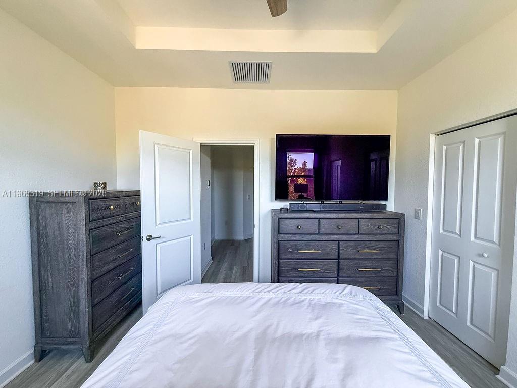 VIA VENTURA NEIGHBORHOOD - Residential