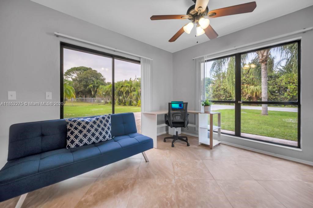 INDIAN RIVER ESTATES UNIT - Residential Lease