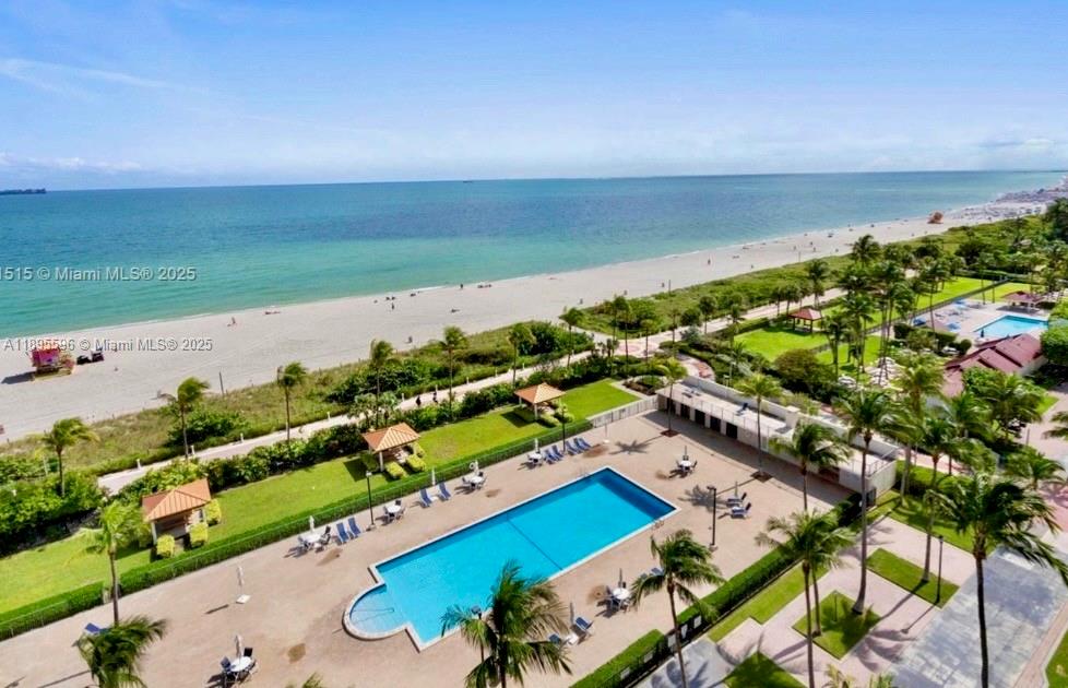 View photos, virtual tours, details... 2625 Collins Ave 1507