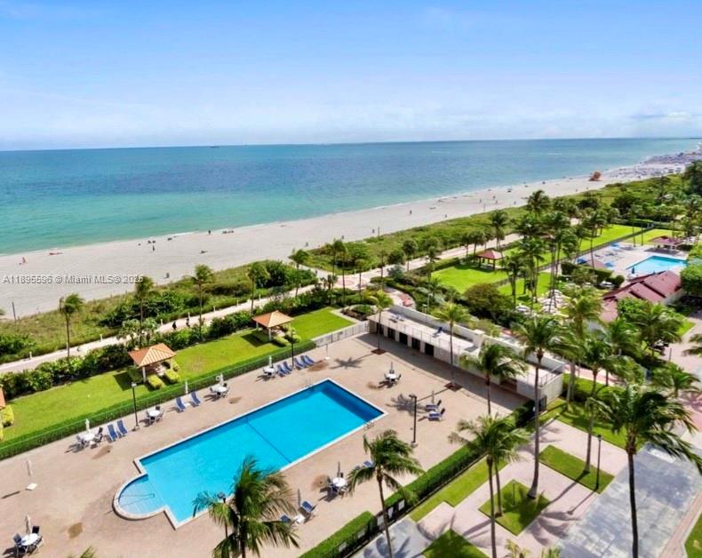 View photos, virtual tours, details... 2625 Collins Ave 1507