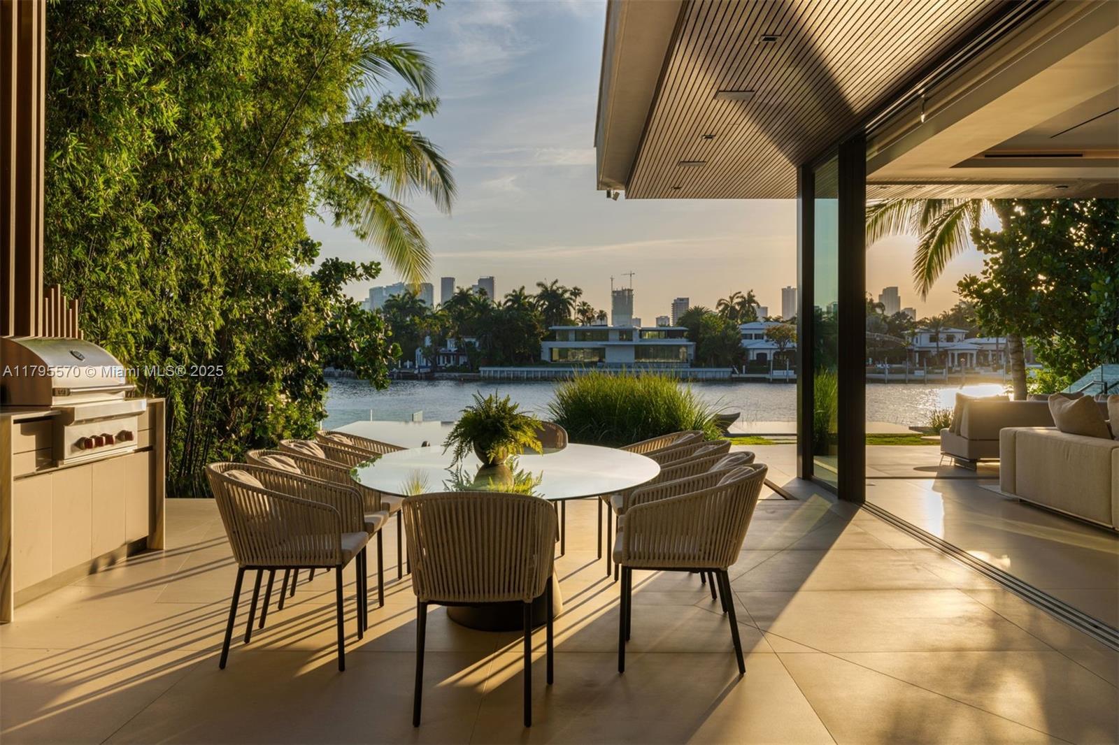 DI LIDO ISLAND - Residential